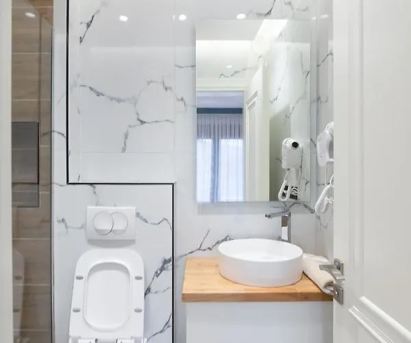 Paradise Point 여관 *